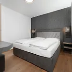 A Casa Elements