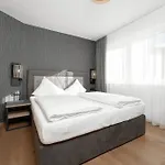 A Casa Elements