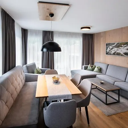 A Casa Elements *
