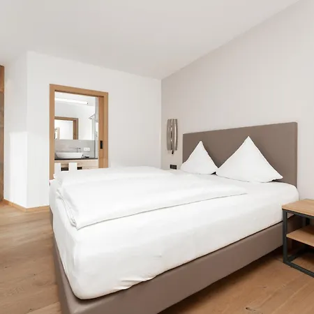 Apartment A Casa Elements