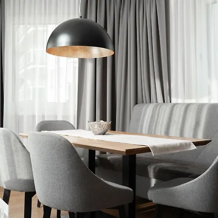 A Casa Elements
