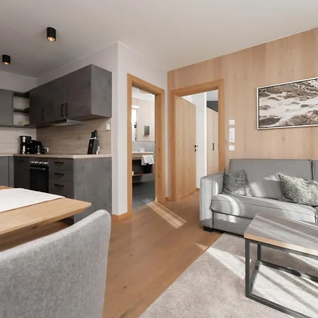 A Casa Elements